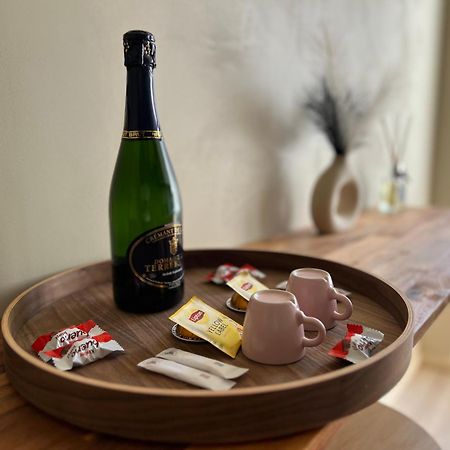 Harmony Room Suite Avec Balneo Angers Kültér fotó